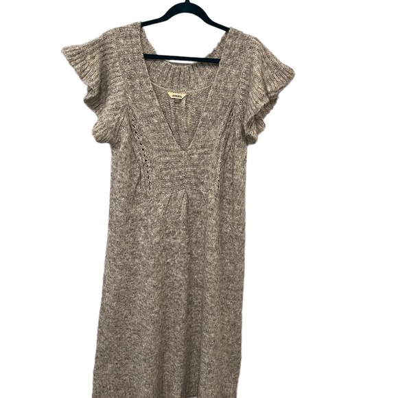 FOSSIL Alpaca Blend Knit Sweater Dress Oatmeal Sz L Cap Ruffle Sleeve V-Neck. - Picture 3 of 6